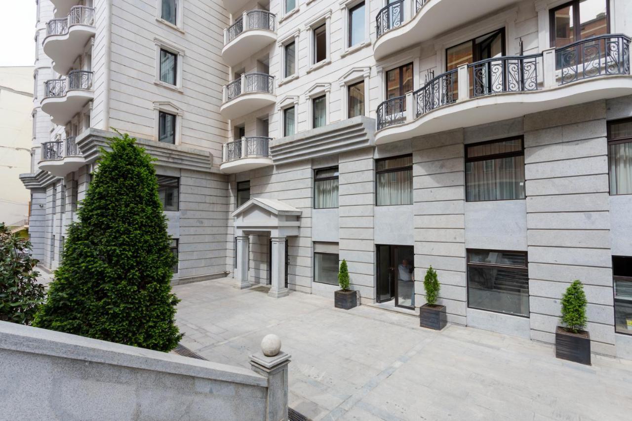 Central Cozy 3Bd-2Bath Apartment Tbilisi Ngoại thất bức ảnh