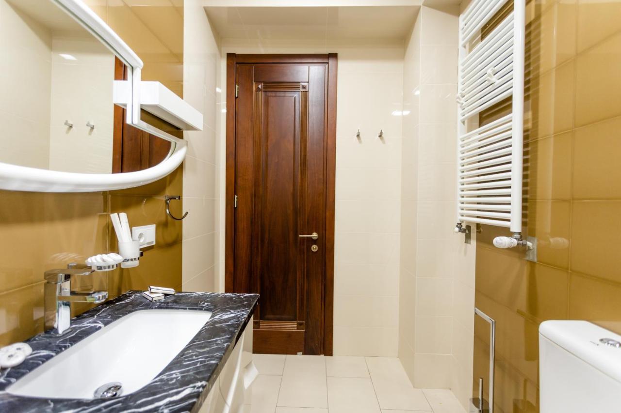 Central Cozy 3Bd-2Bath Apartment Tbilisi Ngoại thất bức ảnh