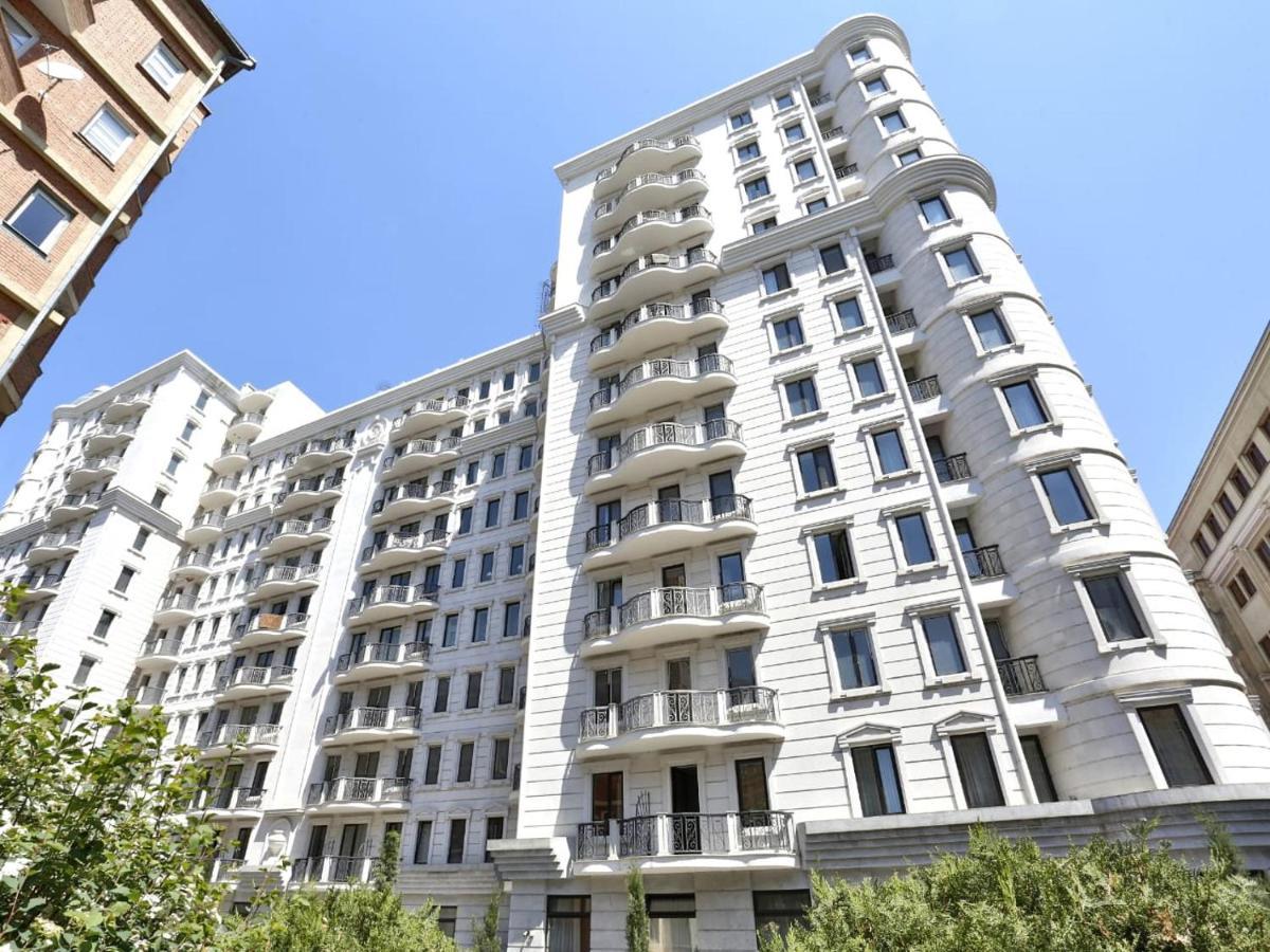 Central Cozy 3Bd-2Bath Apartment Tbilisi Ngoại thất bức ảnh