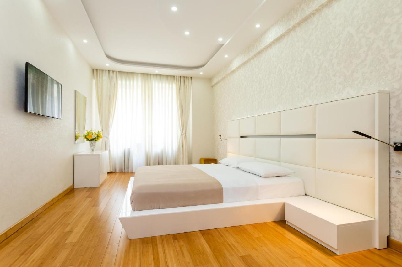 Central Cozy 3Bd-2Bath Apartment Tbilisi Ngoại thất bức ảnh
