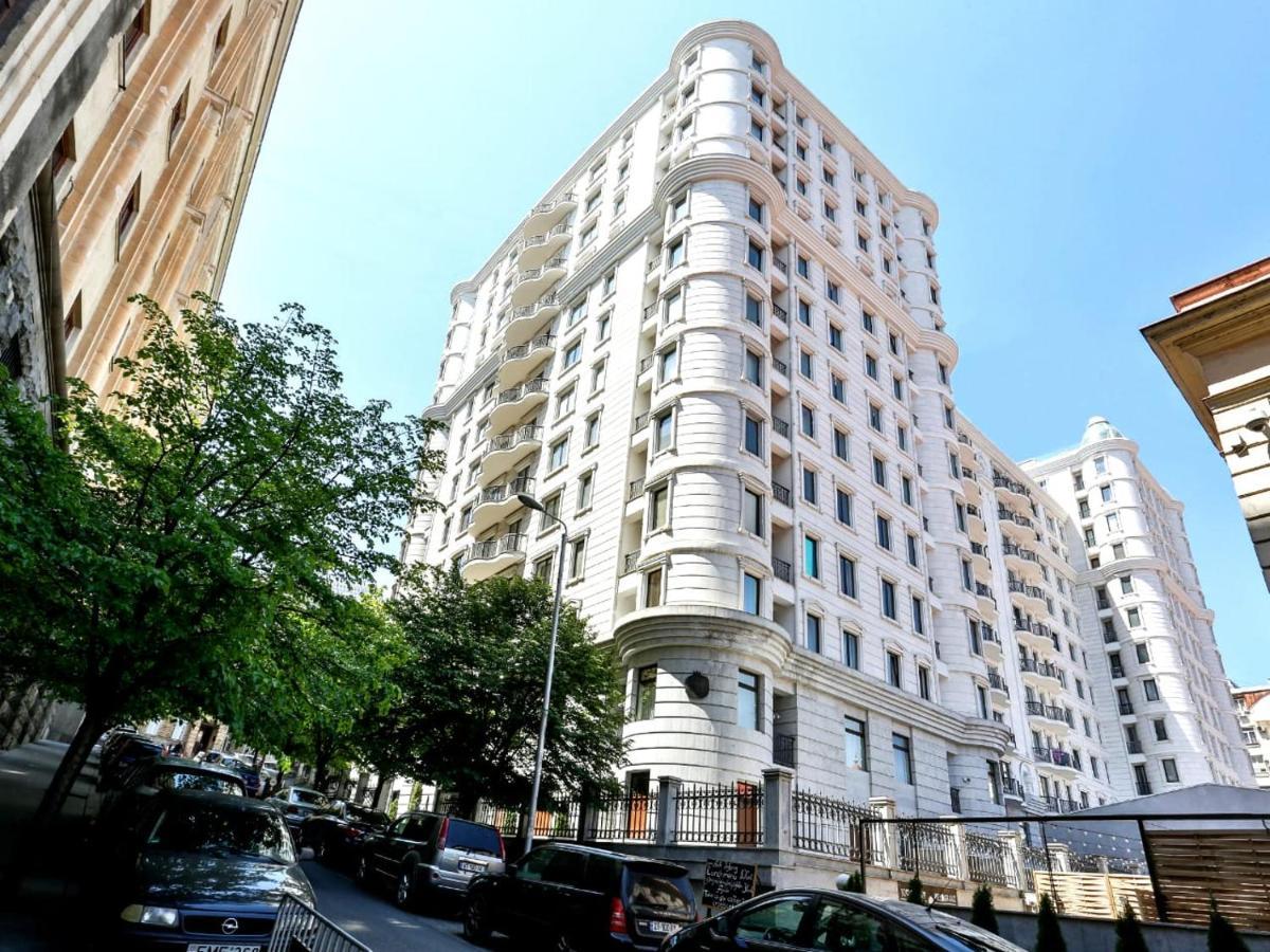 Central Cozy 3Bd-2Bath Apartment Tbilisi Ngoại thất bức ảnh